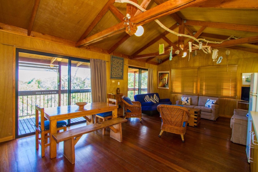 Bimbimbi: Nature Lovers' Coastal Hideaway — photo 1