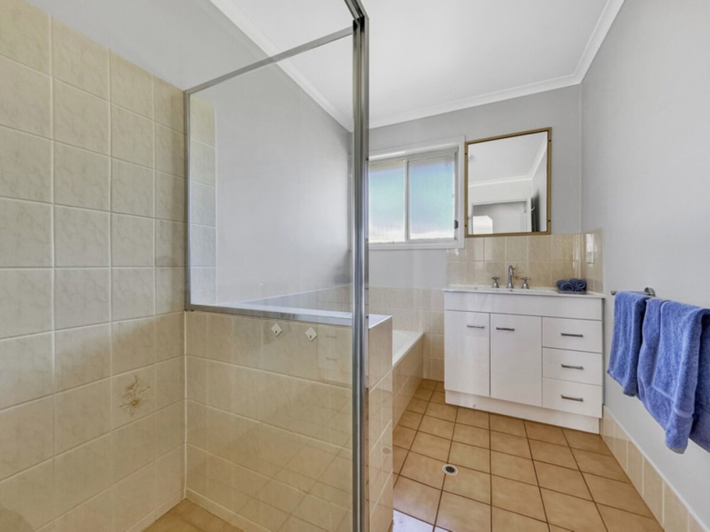 Beachfront Apartments: Upstairs — photo 6