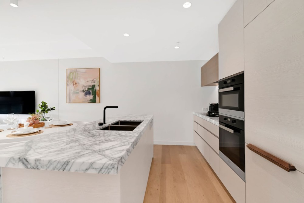 Jewel 27 Luxury 5 Star Beachfront King & Queen — photo 16