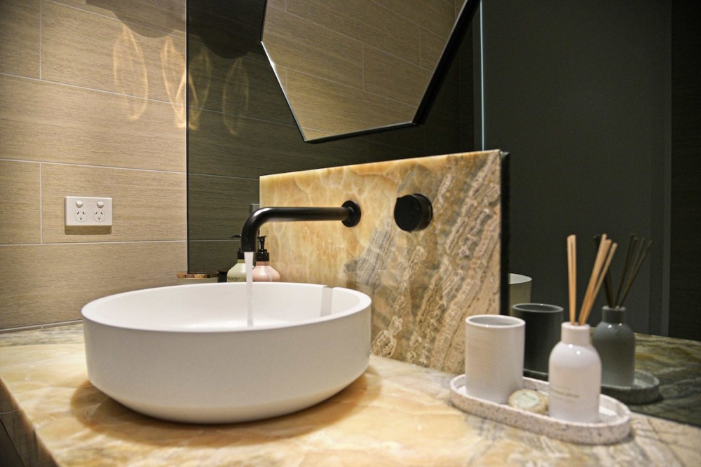 Jewel 27 Luxury 5 Star Beachfront King & Queen — photo 9