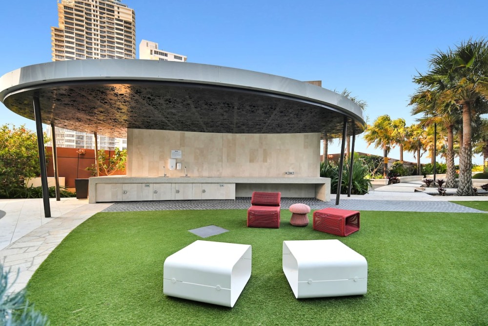 Jewel 27 Luxury 5 Star Beachfront King & Queen — photo 32
