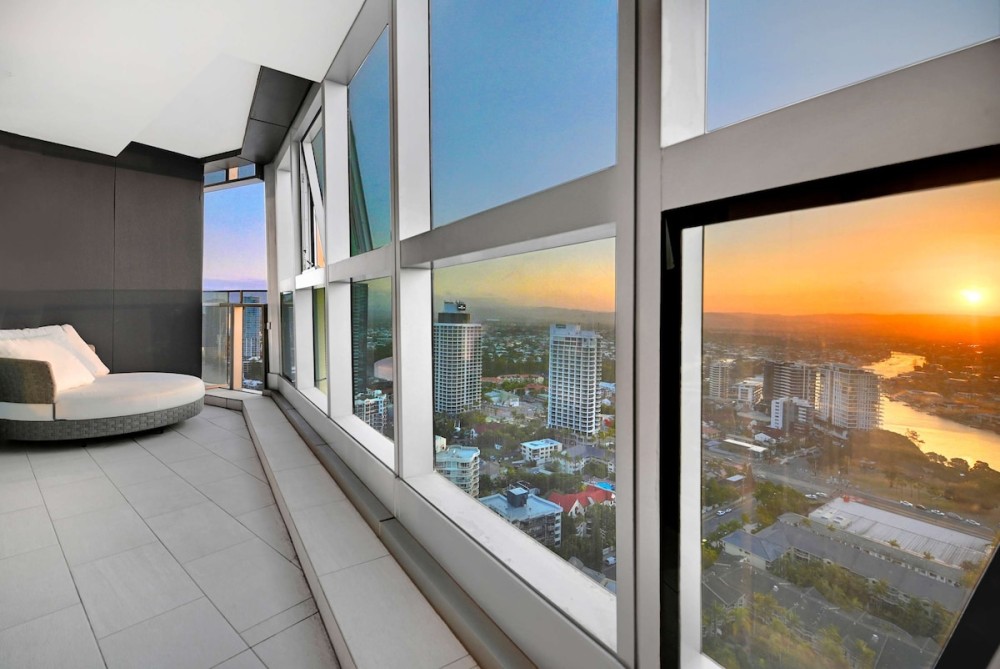 Jewel 27 Luxury 5 Star Beachfront King & Queen — photo 6