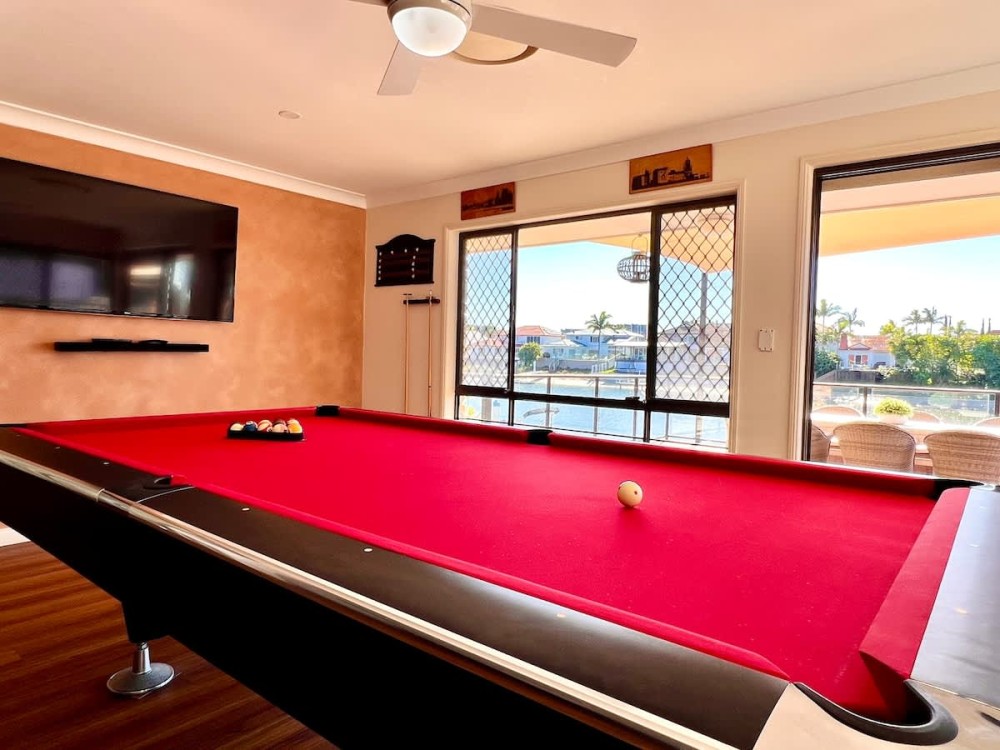 Waterfront Family House with Pool, BBQ — photo 4