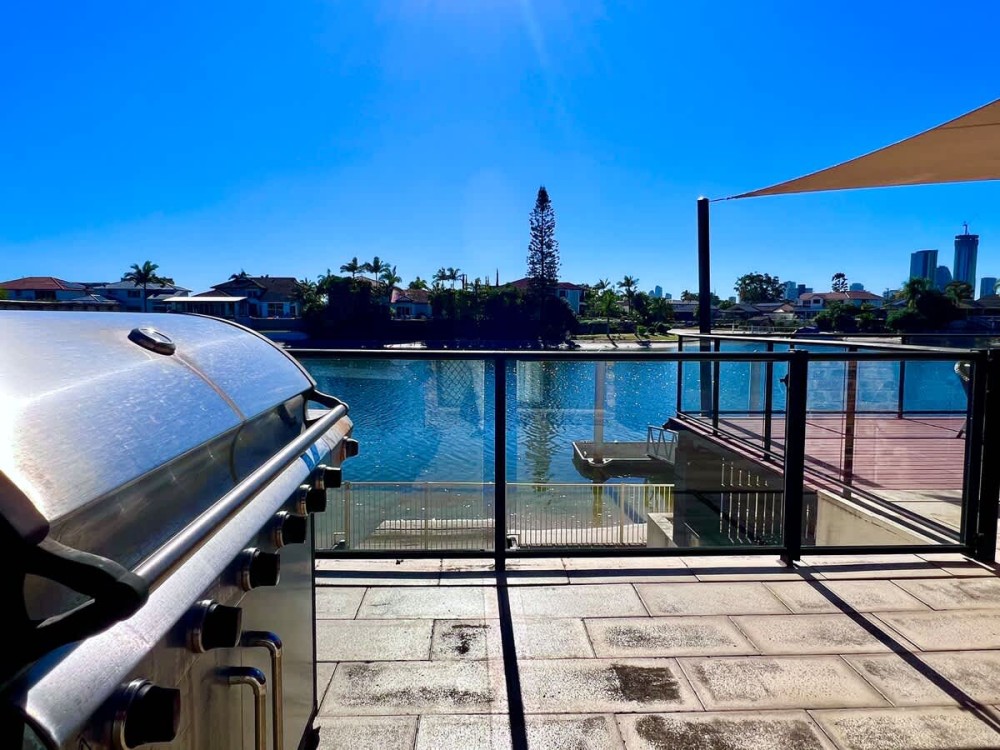 Waterfront Family House with Pool, BBQ — photo 33