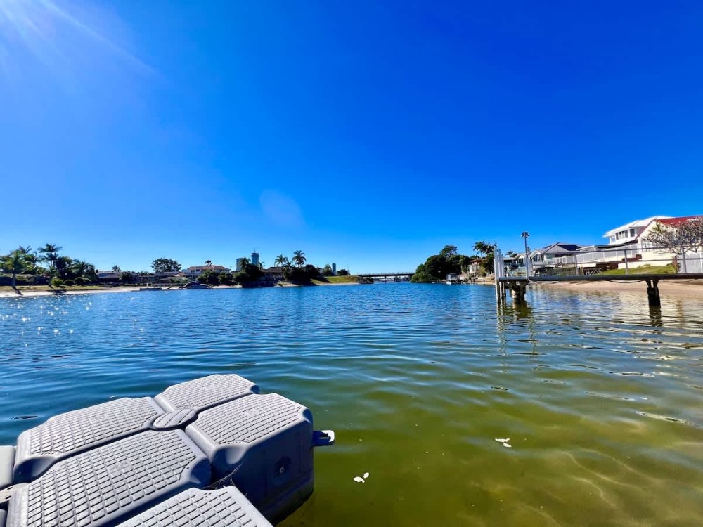 Waterfront Family House with Pool, BBQ — photo 34