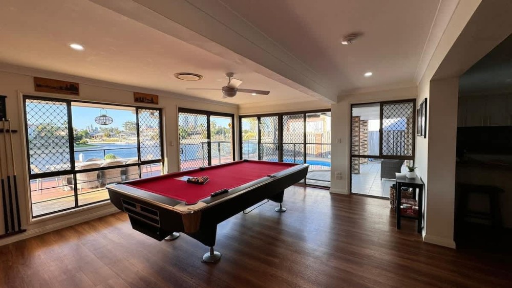 Waterfront Family House with Pool, BBQ — photo 30