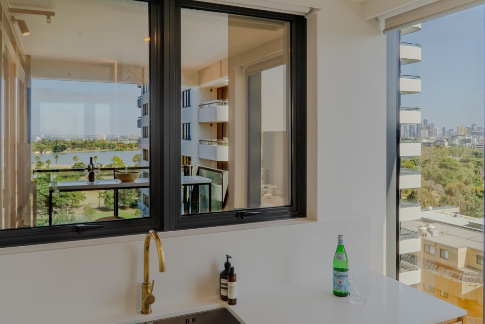 King Bed Suite- 2b2b -FreePark & MelbourneCityView — photo 23