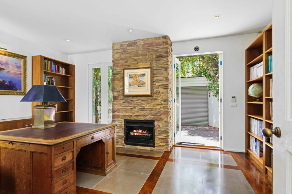 Yarra Cottage | Botanical Gardens & CBD | Carpark — photo 15
