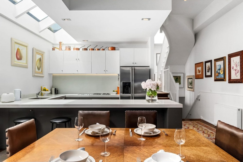 Yarra Cottage | Botanical Gardens & CBD | Carpark — photo 8