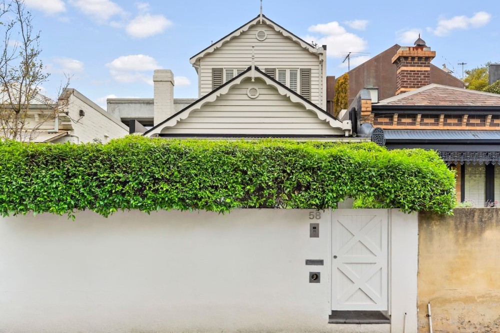 Yarra Cottage | Botanical Gardens & CBD | Carpark — photo 4