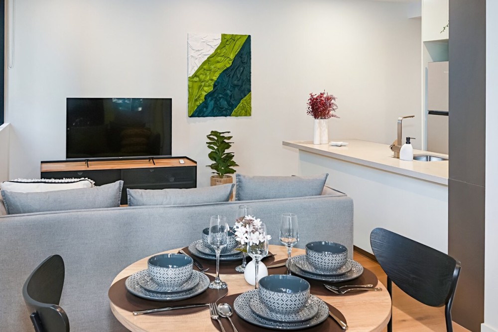 CBD 1BR Retreat | Heated Pool & Gym — photo 13