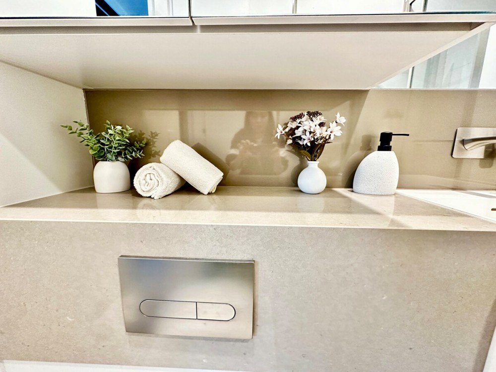 CBD 1BR Retreat | Heated Pool & Gym — photo 18