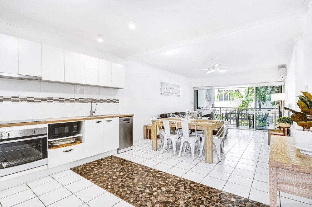 Cozie Homes - Mantaray on Macrossan — photo 4